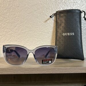 NWOT-GUESS Women's Crystal Blue Gradient Sunglasses